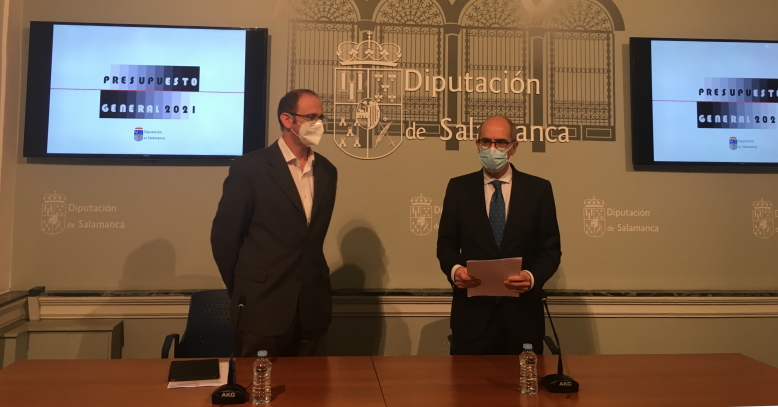 El presidente de la Diputación de Salamanca, Javier Iglesias, y el diputado de Economía, Antonio Luis Sánchez