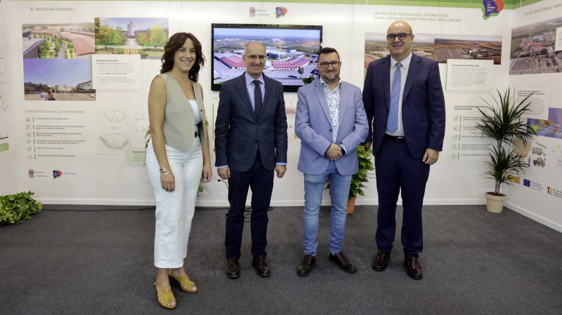 Javier Iglesias, Pilar Sánchez, Santiago Castañeda y Carlos García Sierra en la presentación del proyecto.