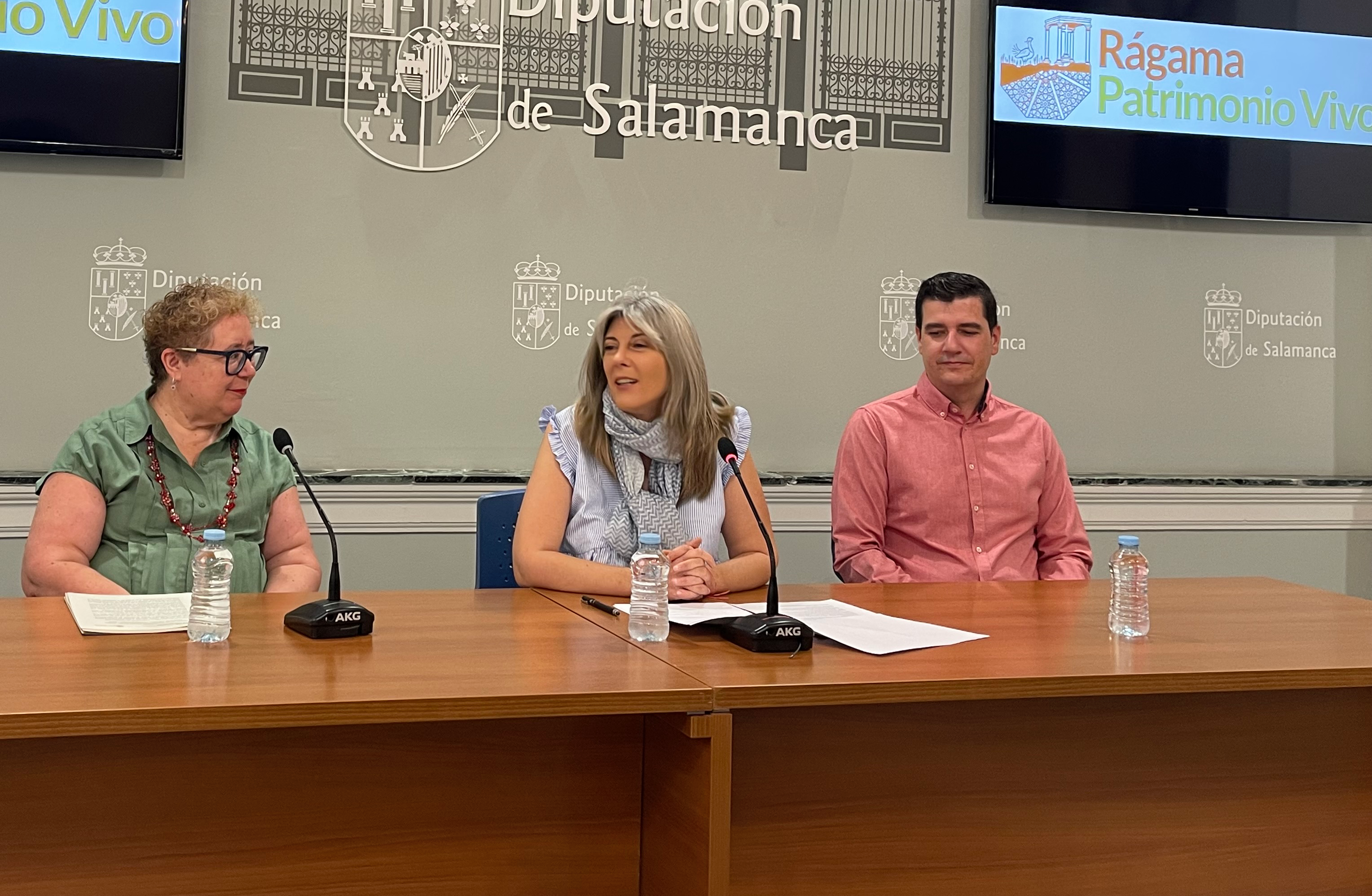 La diputada de Bienestar Social y Juventud, Eva Picado Valverde, presentó hoy la nueva edición del Programa de Voluntariado Juvenil, un proyecto que se desarrolla junto a la Oficina Verde de la Universidad de Salamanca