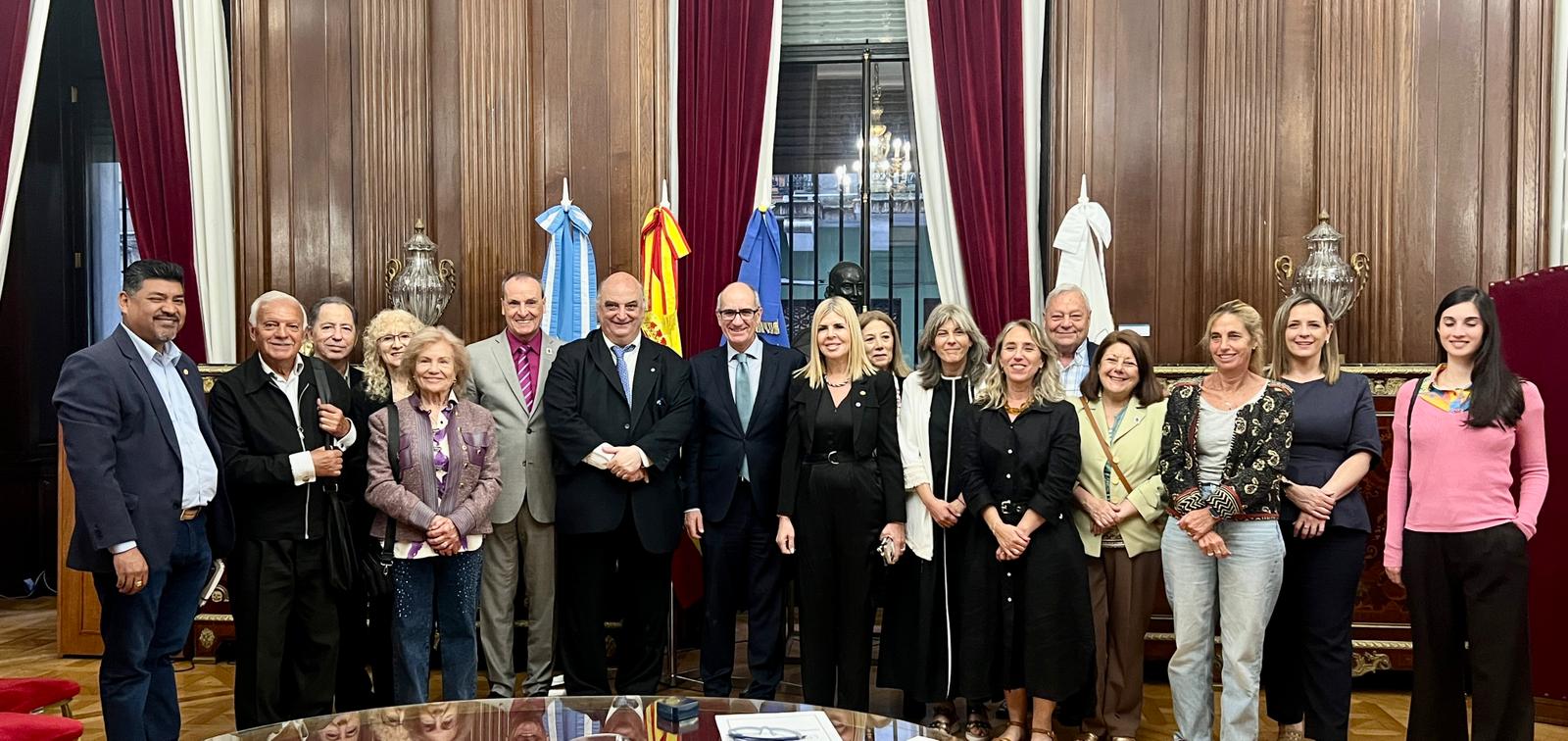 La Diputación y la legislatura de Buenos Aires acuerdan colaborar en proyectos de intercambio académico y formación