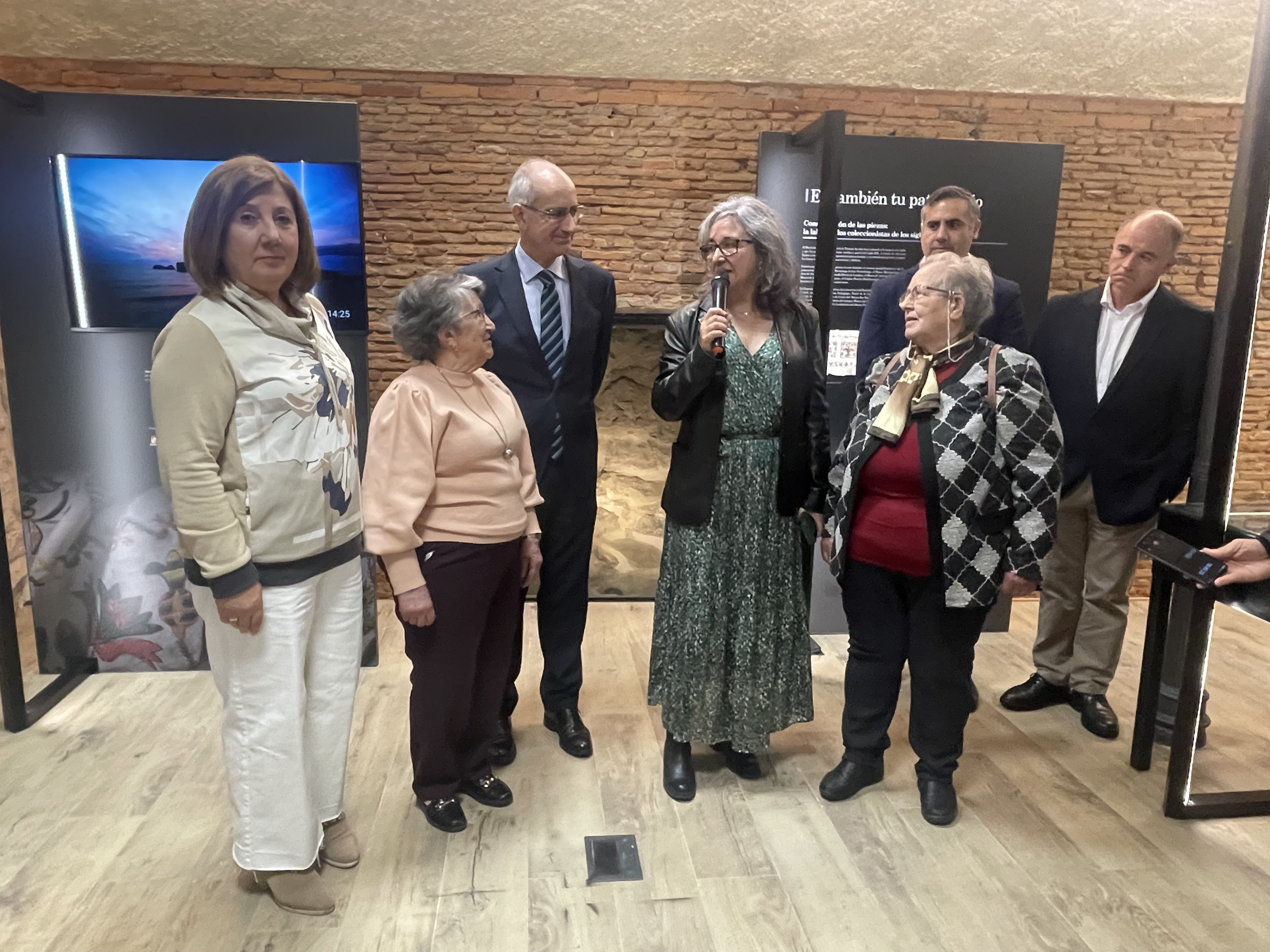 Presentación y apertura del Centro de Interpretación del Bordado Serrano en Mogarraz