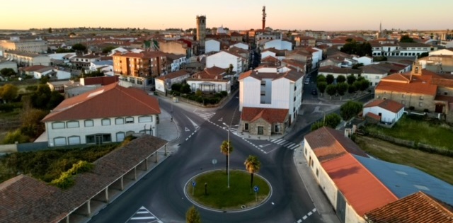 La Diputación de Salamanca impulsa la apertura de comercios de proximidad en municipios de La Raya