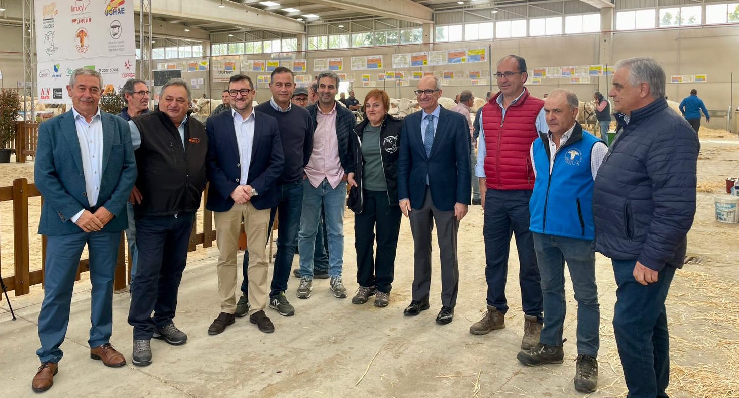 Autoridades en la inauguración de Bovinum 2026