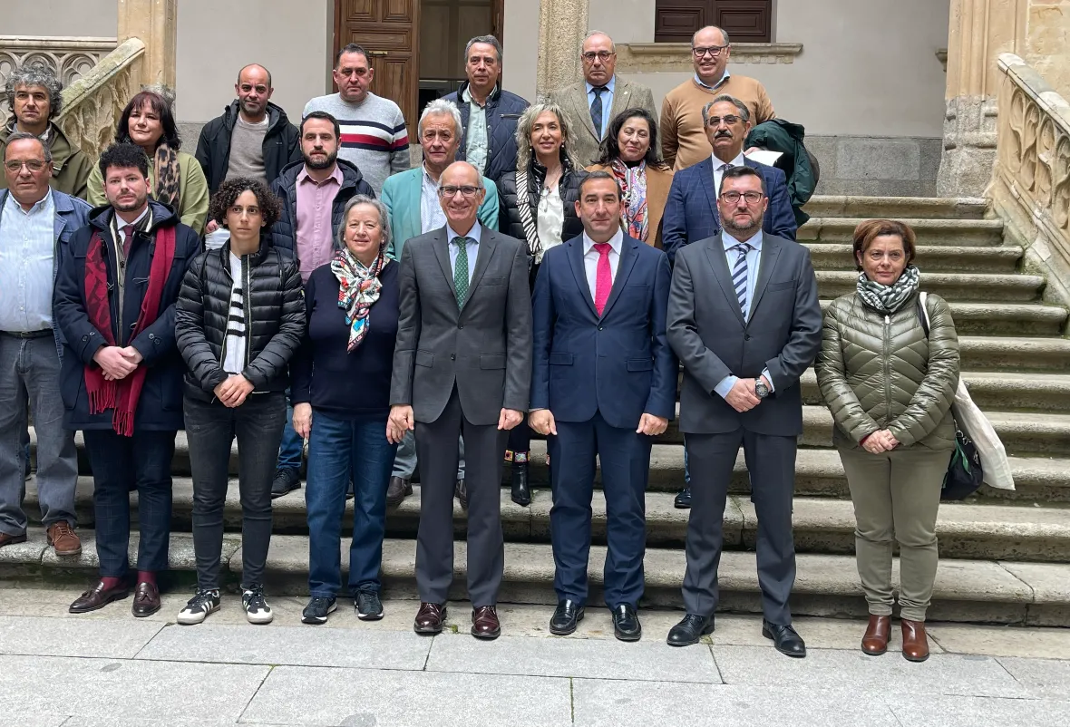 Diputación de Salamanca y Junta de CyL entregan los inventarios de bienes municipales a 20 ayuntamientos