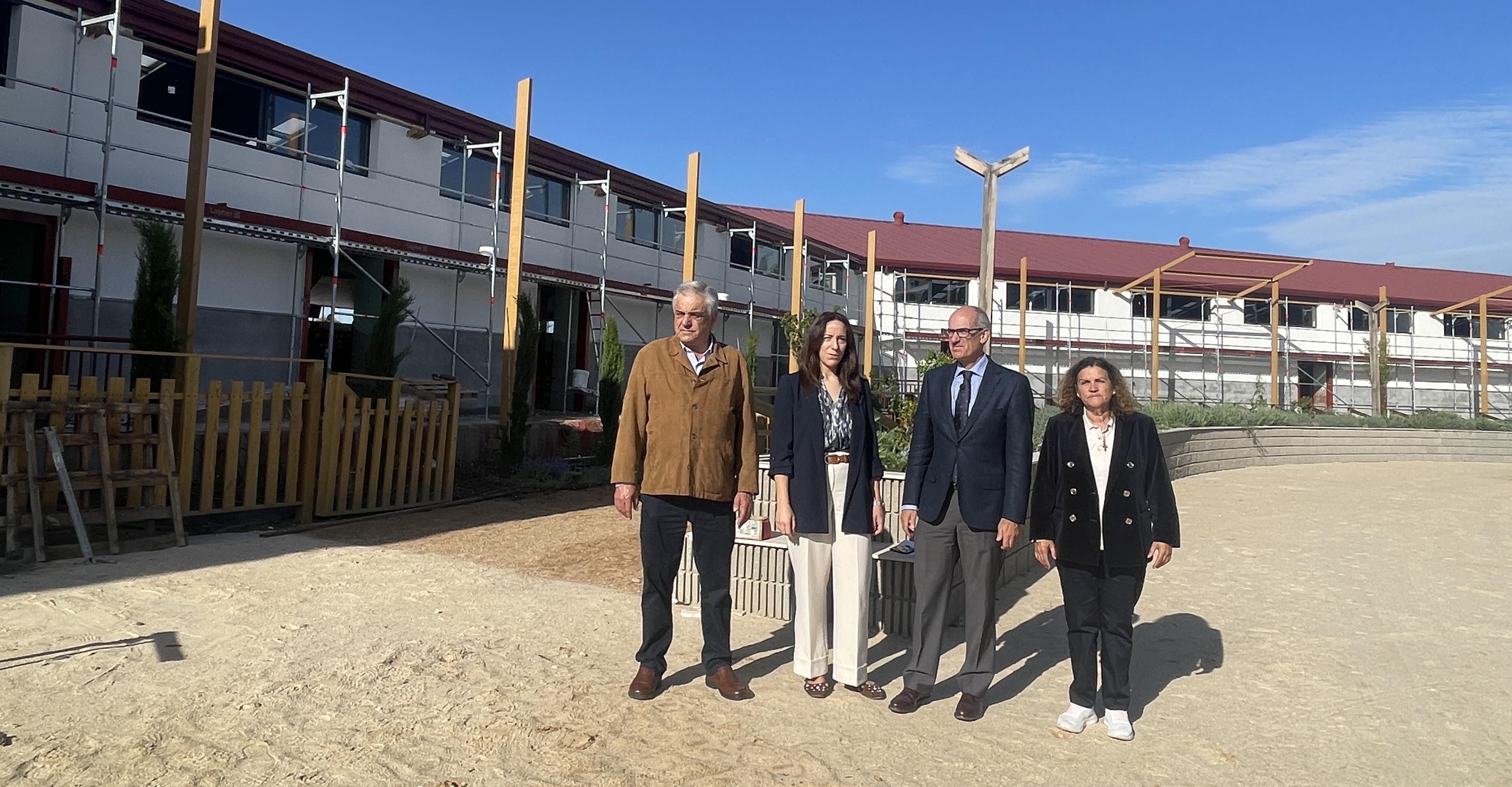 Foto autoridades Recinto Ferial